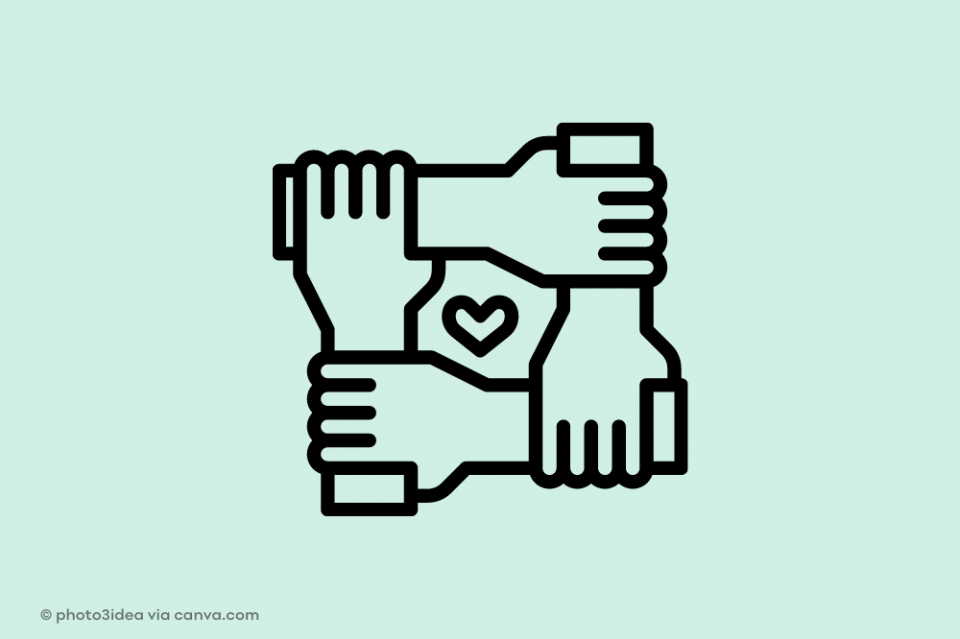 Hände fassen ineinander in der Mitte ein Herz: Solidarität