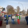 Kreuzung Weidenbaumsweg/Sander Damm in Bergedorf, Schild: Hier muss investiert werden
